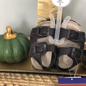 ***2/$15**Newborn Beverly Hills polo club sandals
